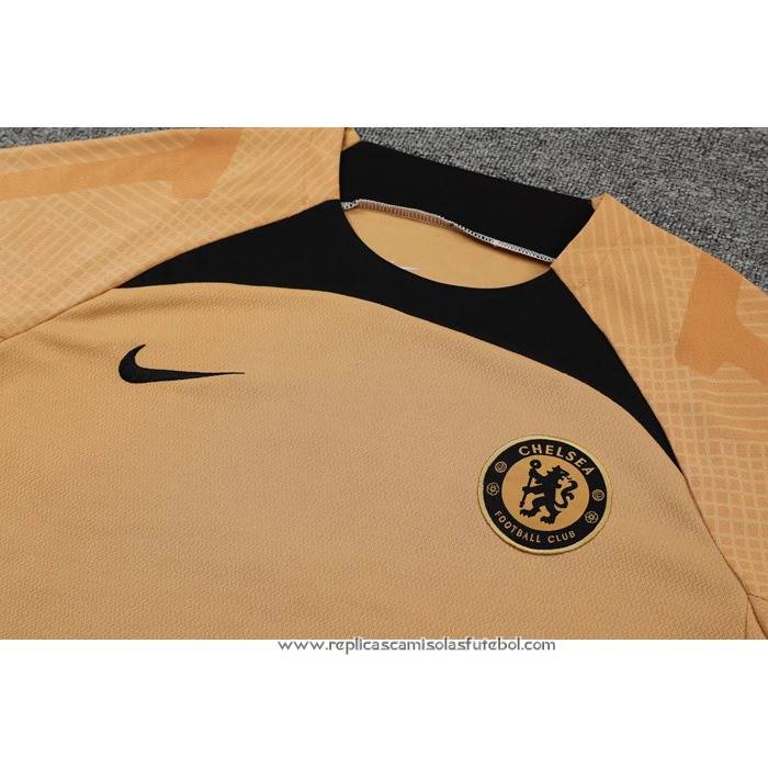 Fato de Treino
 Chelsea 2022-2023 Manga Curta
 Oro - Calcas Curta
